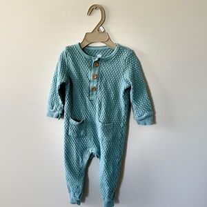 Baby clothes
